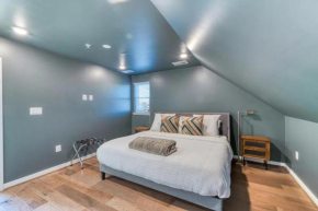 Modern Townhouse w/